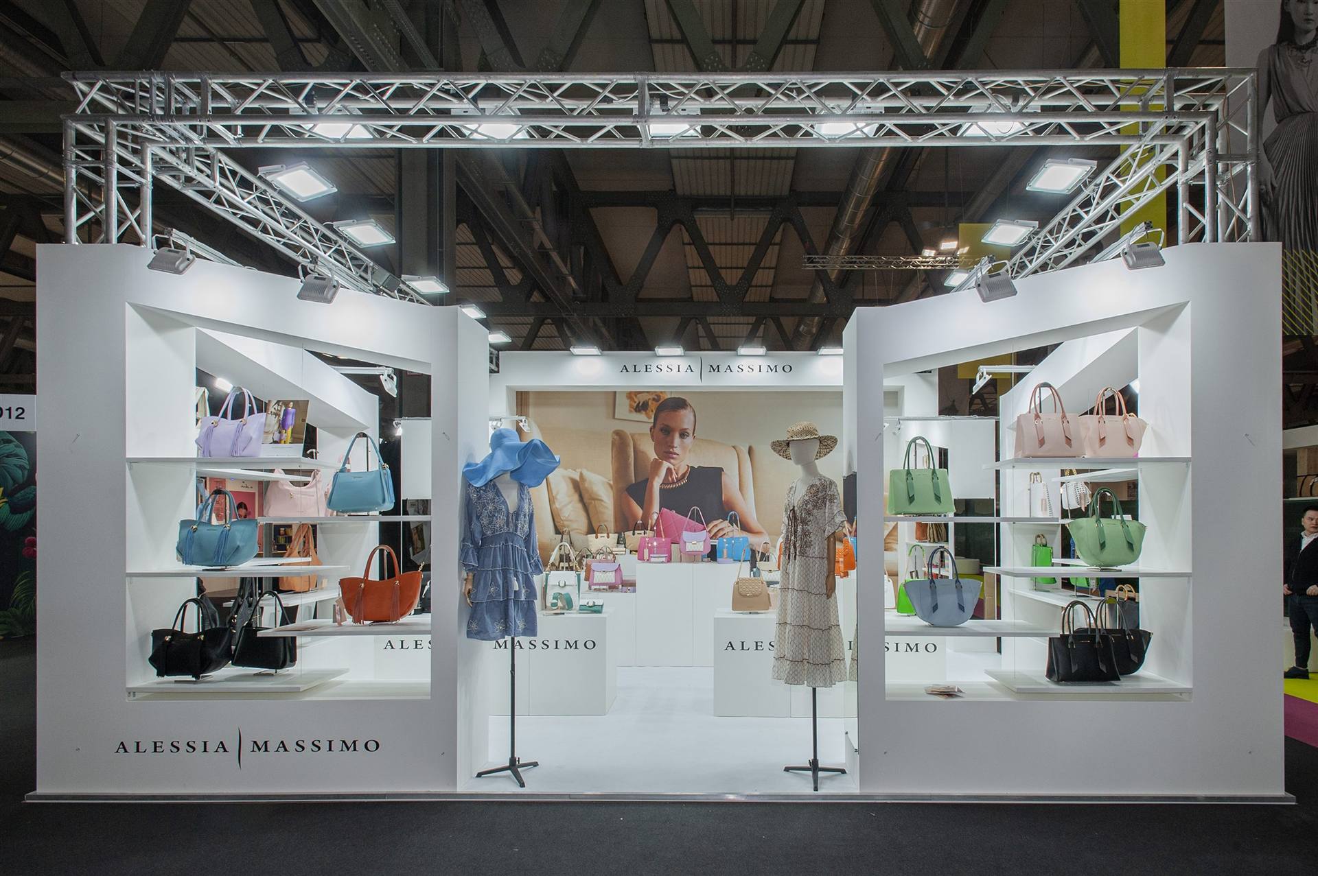 Modular exhibition stand