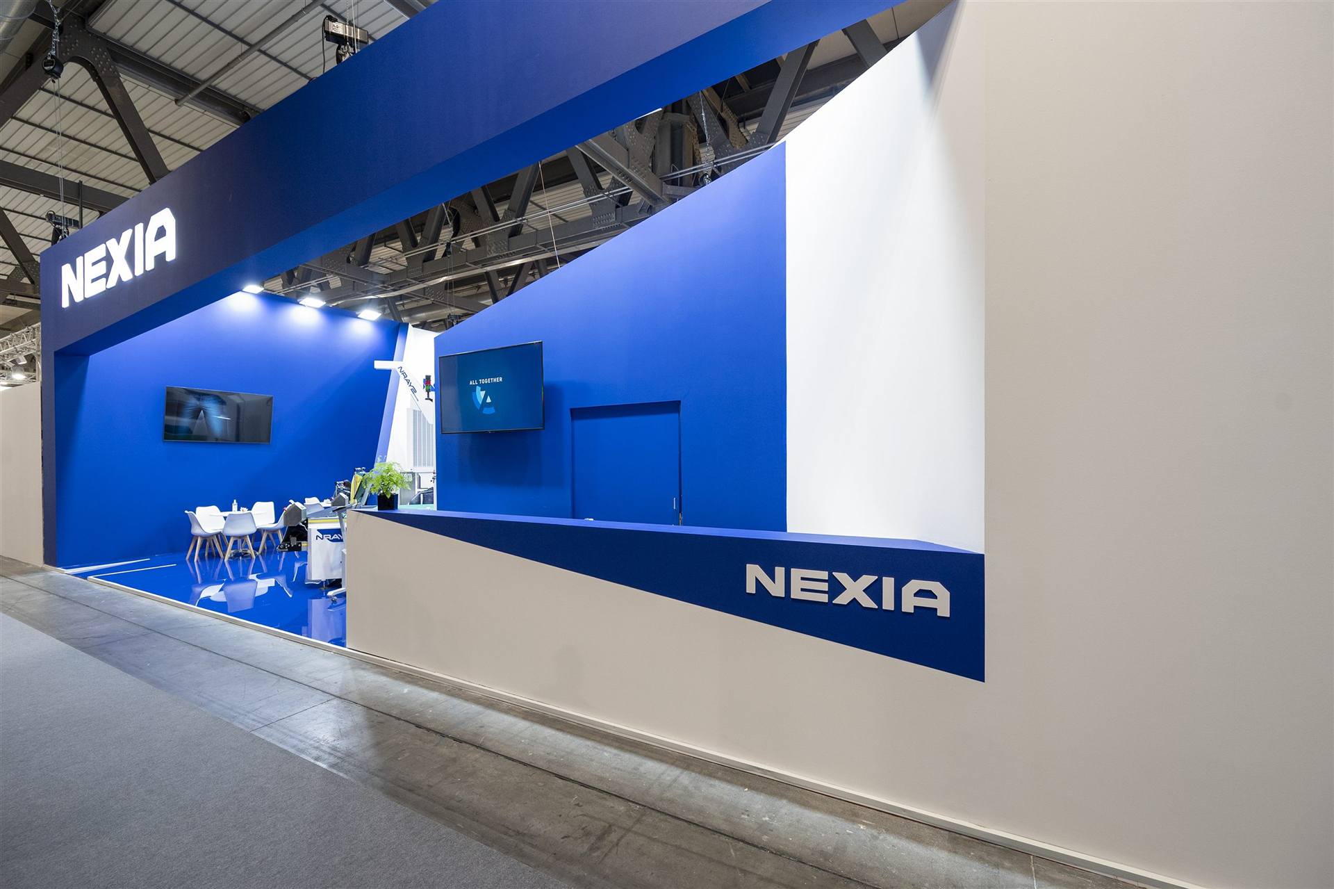 Custom exhibition stand